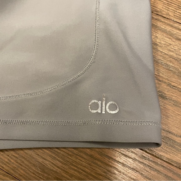 Alo Limited-Edition Exclusive Rider Short Grey Size Small - Picture 2 of 6